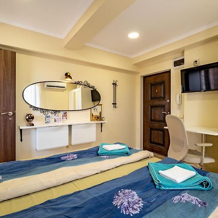 Historic Central Place With Paid Parking Varna Exterior foto